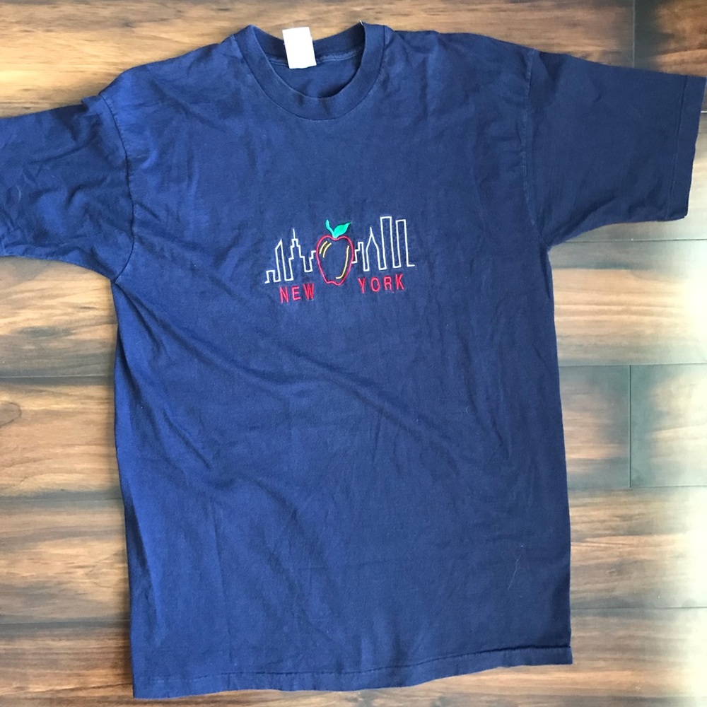 VTG Single stitched embroidered New York shirt